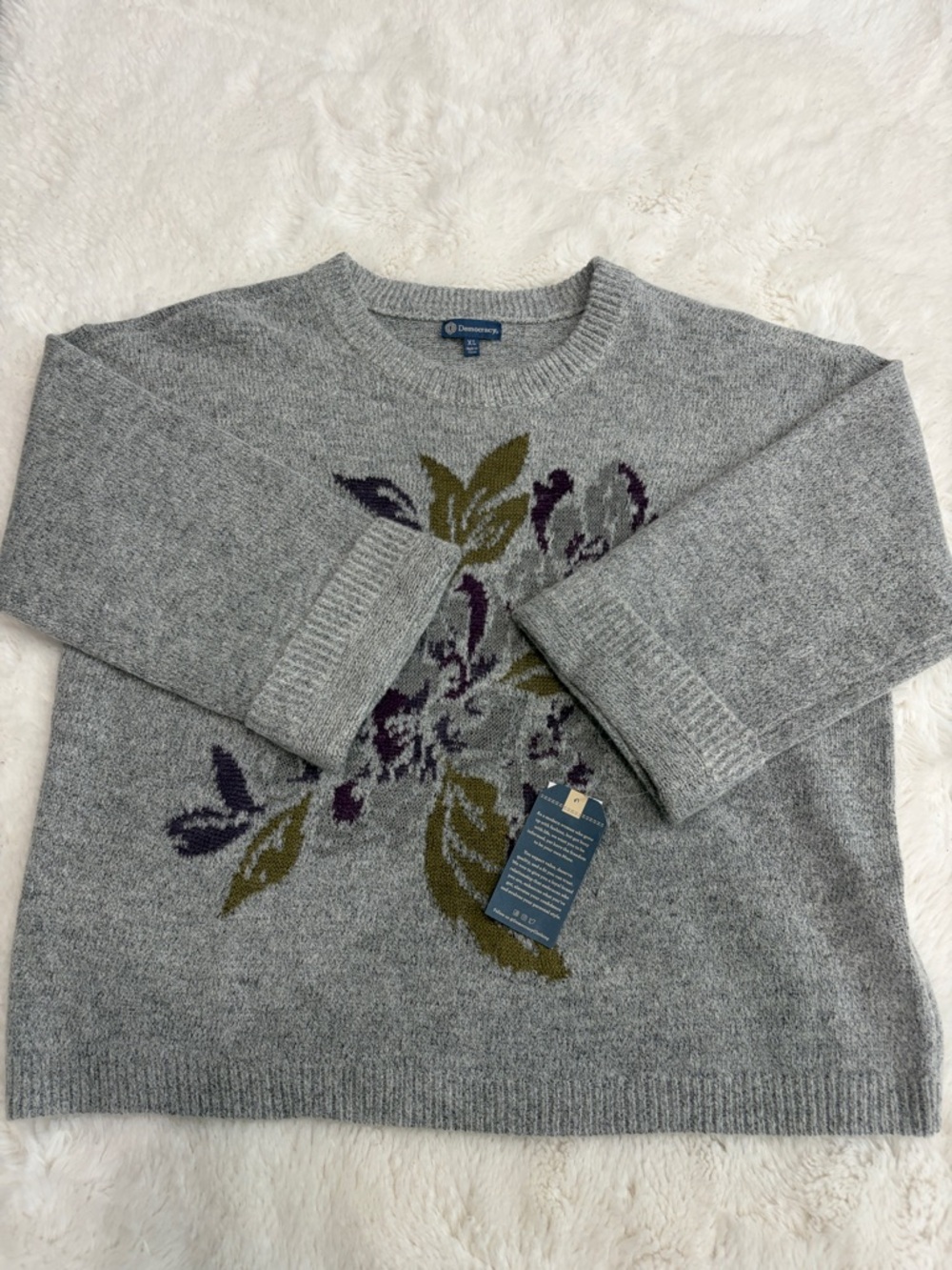 Democracy,Size XL,Women’s Gray Floral Crewneck Sweater - Picture 14 of 17